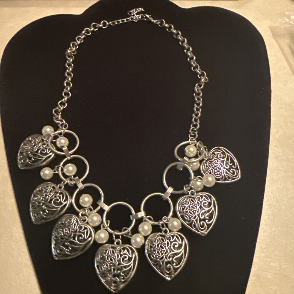 Romantic Filigree Heart Necklace Y2K Silver Pearl Dangle